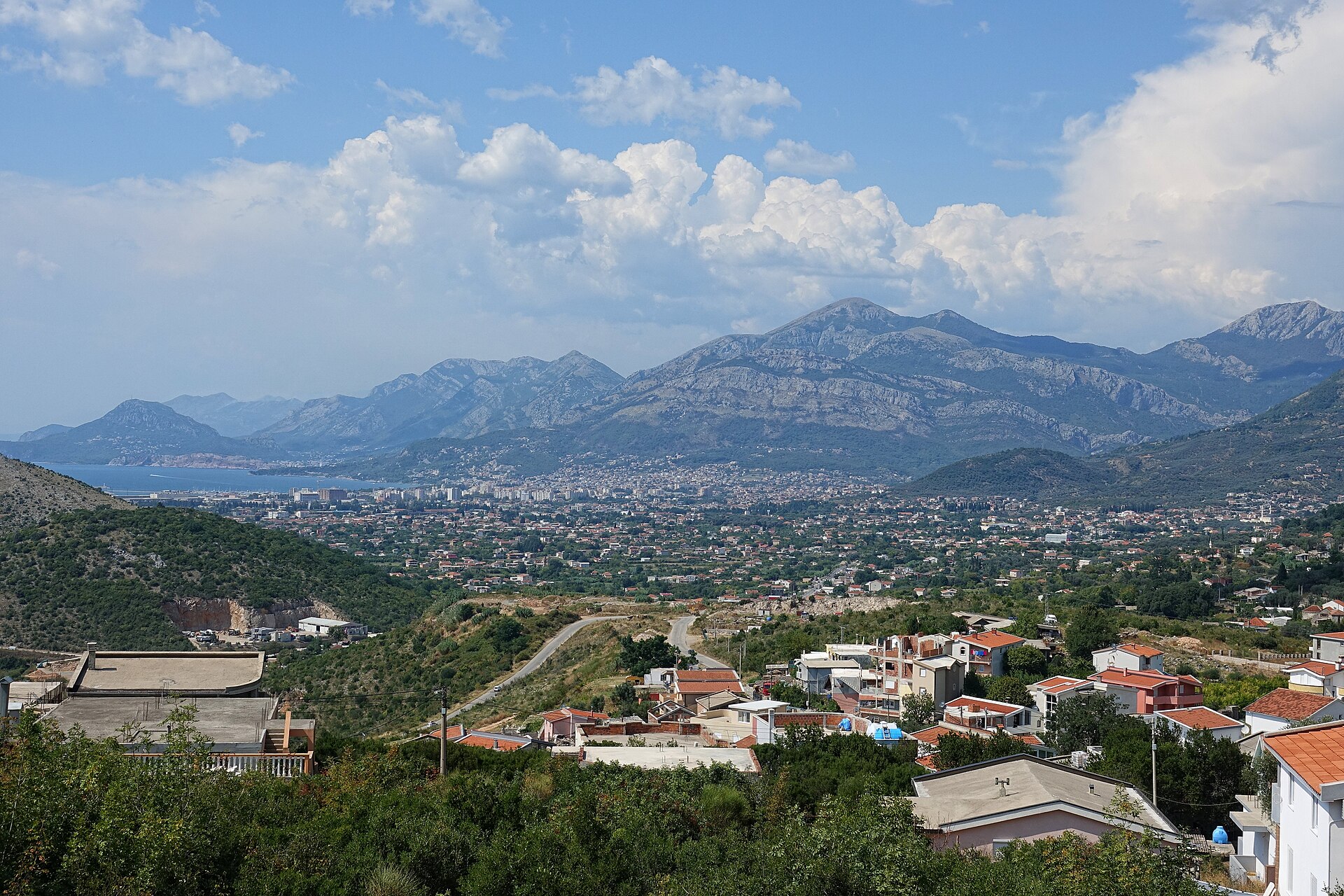 Kamena kuća za renoviranje, Stari Bar — fotografija 2